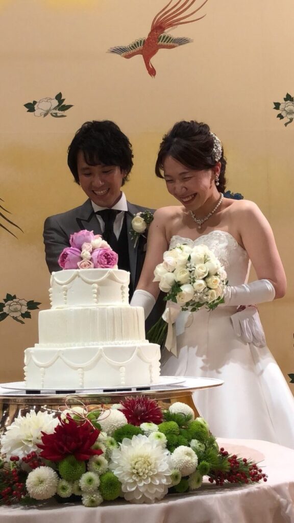 笑顔あふれる披露宴ブーケ ～明治記念館様へお届け～