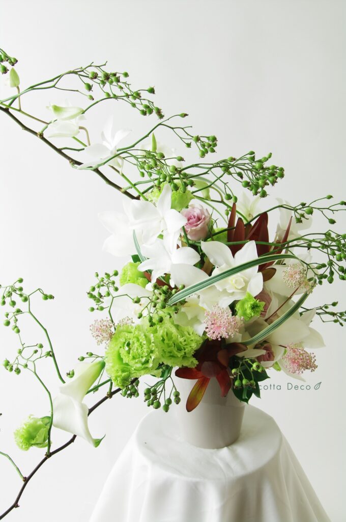【市場見学・仕入実習NO3】生徒さん、花市場で仕入れた花材で作品を制作！