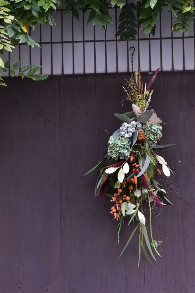 シーズナル特別レッスン　～秋花のスワッグ作り～